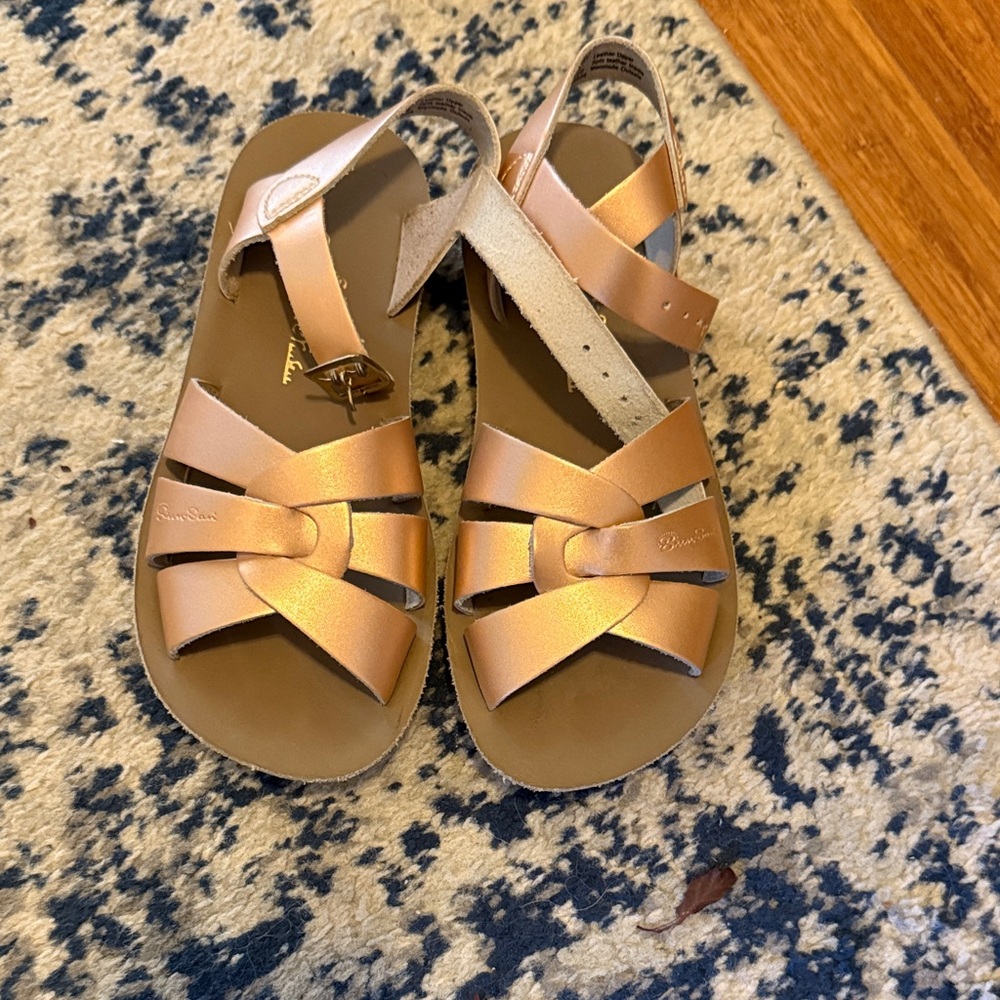 Elegant Kids Sandals in Shimmering Gold